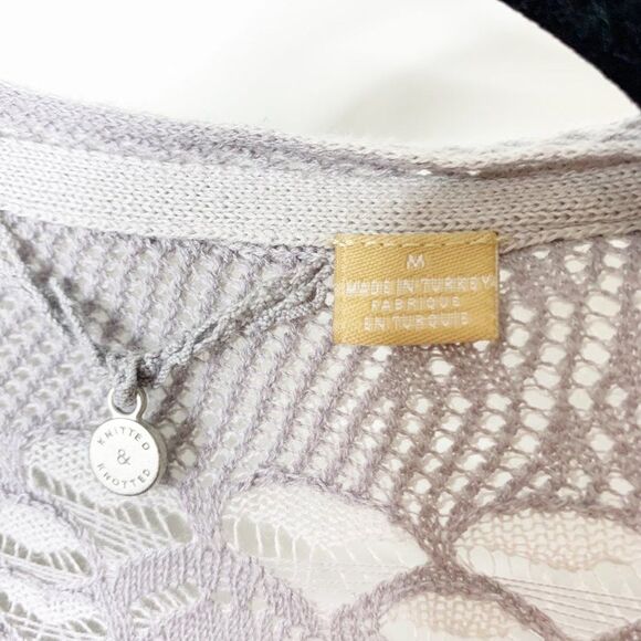 Knitted & Knotted Anthopoloie Womens Gray Tie Front Cardigan Sweater Medium - Picture 4 of 8